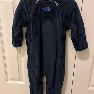 Northface bunting 6-12 months
